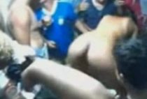 vadia gostosa gulosa mamando em vários machos nesse video de putaria brasileira