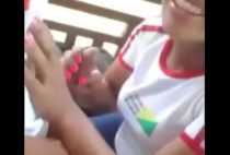 Novinha pagando boquete dentro da escola em Brasília